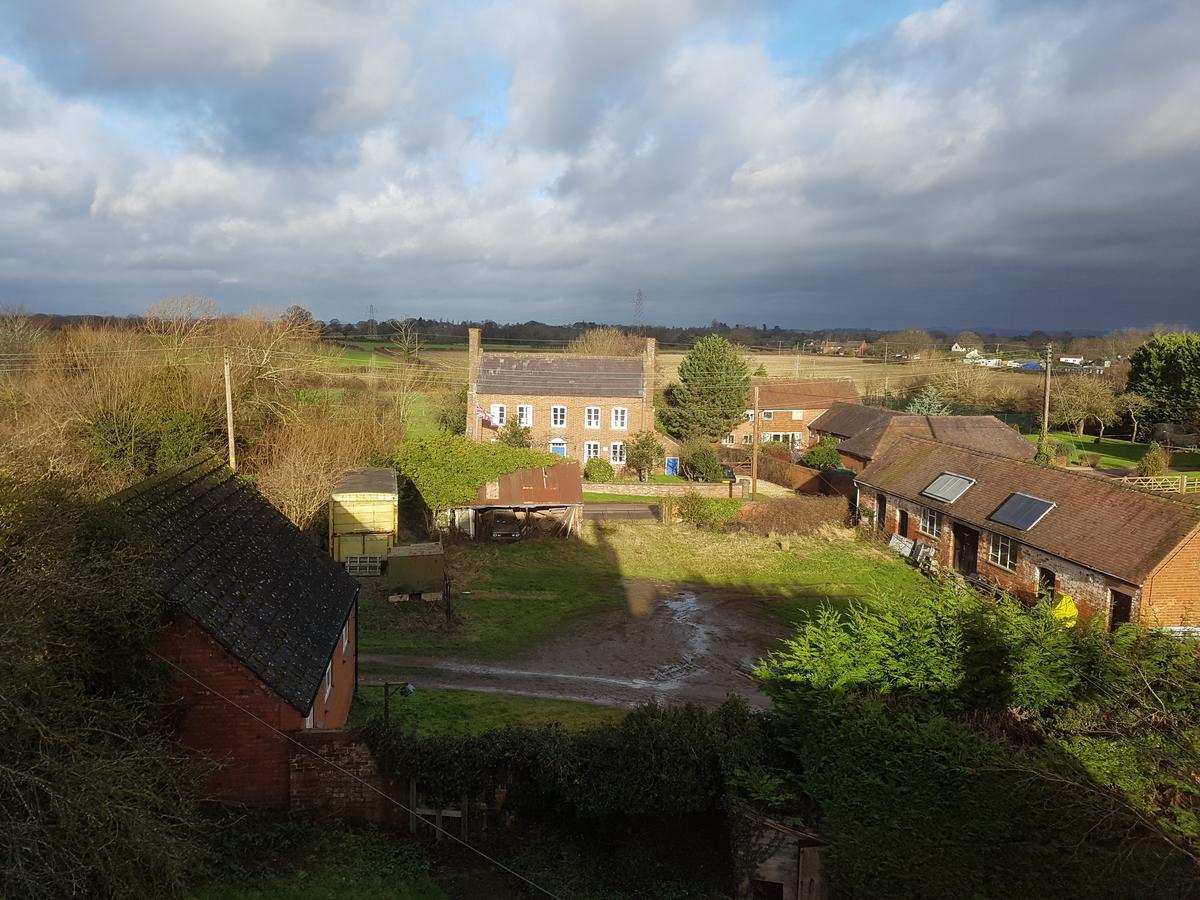 Отель Moseley Farm Вустер Экстерьер фото